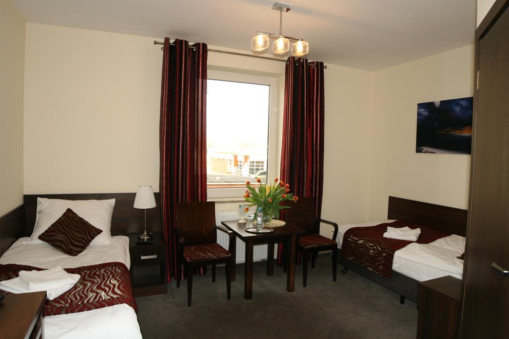 Hotel Kosmonauty Wroclaw-airport Wroclaw