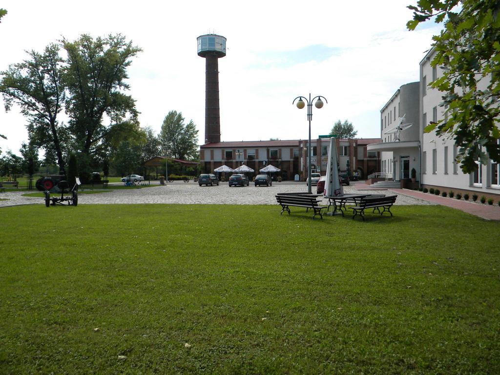 Kosmonauty Wroclaw-airport Hotel Wroclaw