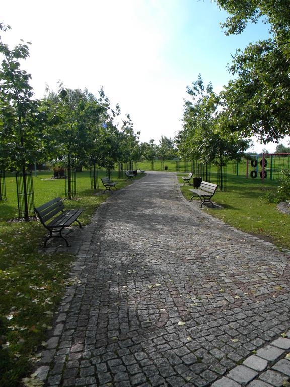 Kosmonauty Wroclaw-airport 3*