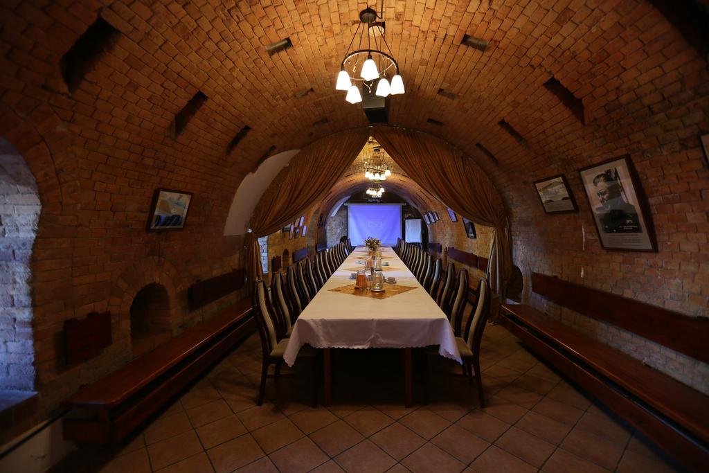Hotel Kosmonauty Wroclaw-airport