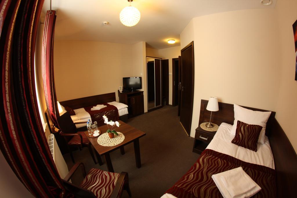 Hotel Kosmonauty Wroclaw-airport